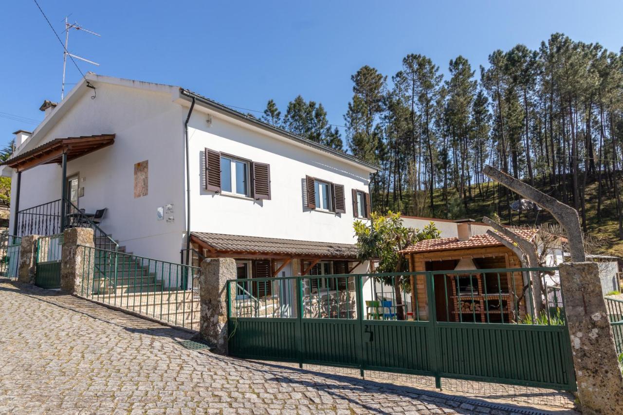 شقة Casa Da Ponte Velha ترمس دي ساو بيدرو دو سول المظهر الخارجي الصورة