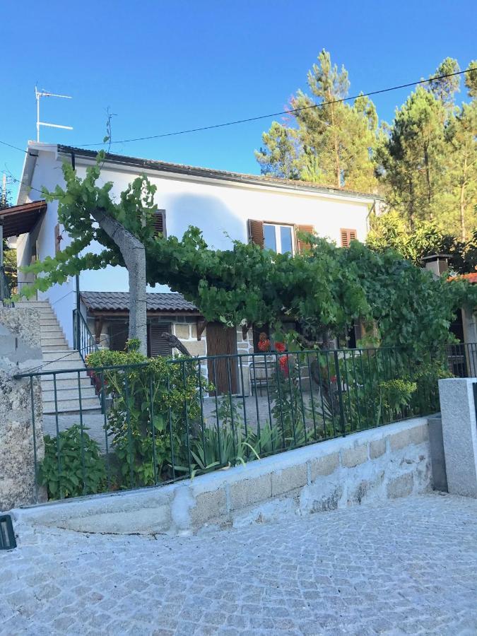 شقة Casa Da Ponte Velha ترمس دي ساو بيدرو دو سول الغرفة الصورة